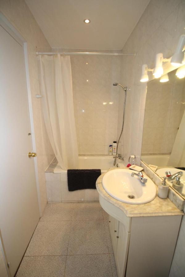 Rooms Aribau Barcelona Exterior photo